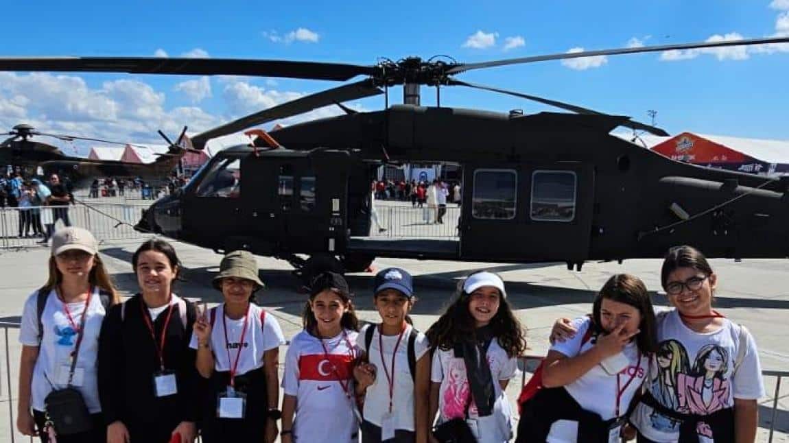 ÇAĞRIBEY ORTAOKULU TEKNOFEST FESTİVALİNDE 